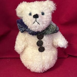 Boyds Bears “Fifi Farkelfrost” White Bear with Green and Purple Scarf